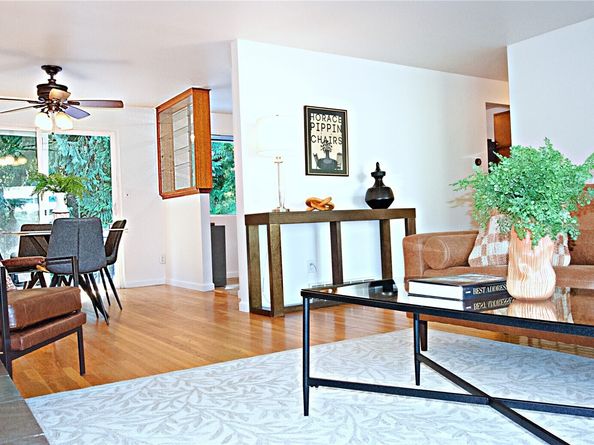 16 234th Place SE, Bothell WA 98021