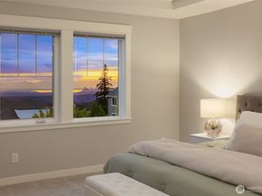 7098 170th Avenue SE, Bellevue WA 98006