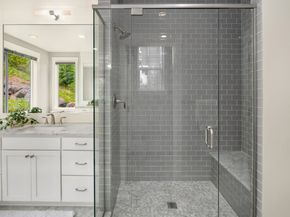 7098 170th Avenue SE, Bellevue WA 98006