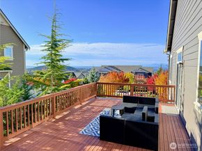 7098 170th Avenue SE, Bellevue WA 98006