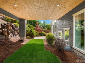 7098 170th Avenue SE, Bellevue WA 98006