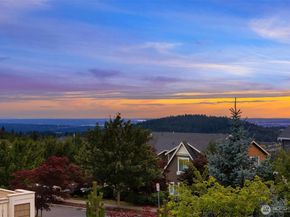 7098 170th Avenue SE, Bellevue WA 98006