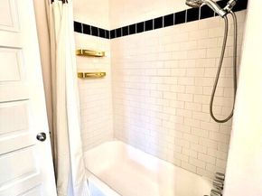1107 E Denny Way A4, Seattle WA 98122