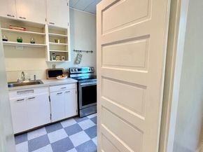 1107 E Denny Way A4, Seattle WA 98122