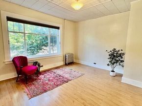 1107 E Denny Way A4, Seattle WA 98122