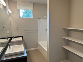 1593 139th Court NE 16, Bellevue WA 98005