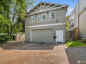 2615 NE 113th Street, Seattle WA 98125