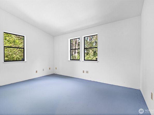 2615 NE 113th Street, Seattle WA 98125