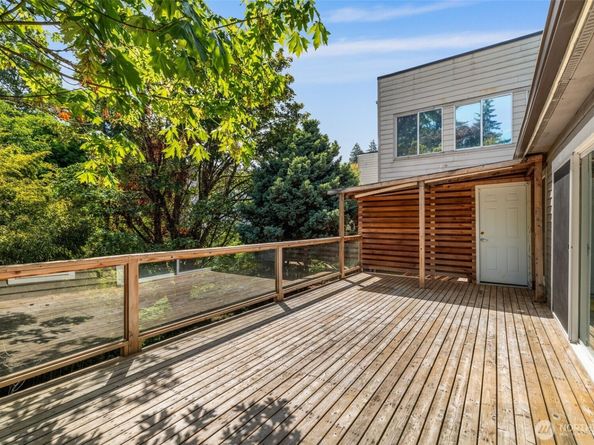 2615 NE 113th Street, Seattle WA 98125