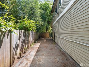 2615 NE 113th Street, Seattle WA 98125