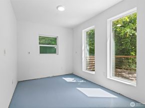 2615 NE 113th Street, Seattle WA 98125