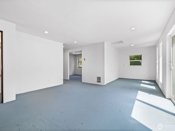 2615 NE 113th Street, Seattle WA 98125