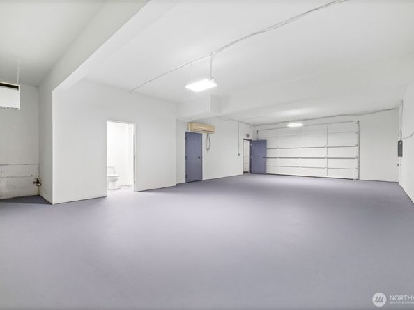 2615 NE 113th Street, Seattle WA 98125
