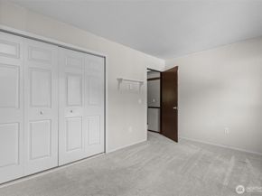 20906 114th Place SE 17, Kent WA 98031