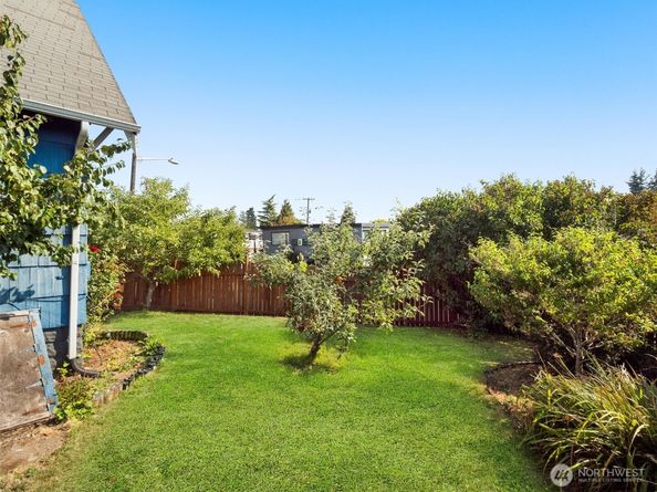 5115 S Mayflower Street, Seattle WA 98118