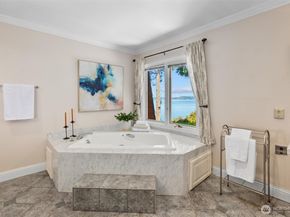 16530 76th Avenue W, Edmonds WA 98026