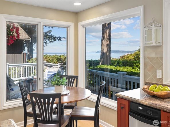 16530 76th Avenue W, Edmonds WA 98026