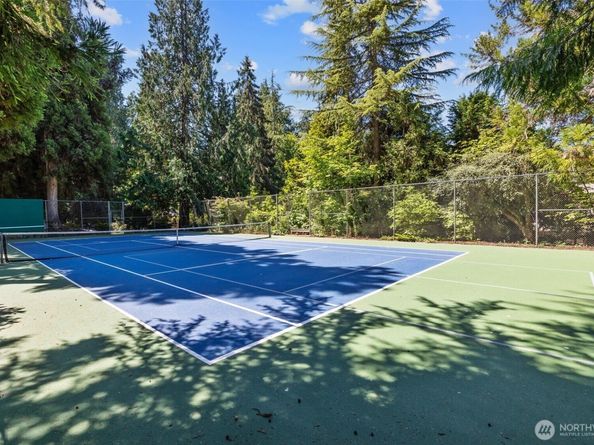 16530 76th Avenue W, Edmonds WA 98026