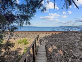 16530 76th Avenue W, Edmonds WA 98026