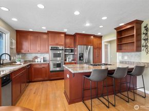 16530 76th Avenue W, Edmonds WA 98026