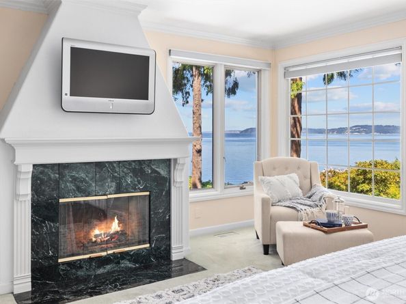 16530 76th Avenue W, Edmonds WA 98026