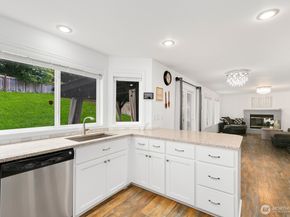 808 SW 328th Court, Federal Way WA 98023