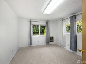 4224 Tracyton Beach Road, Bremerton WA 98310