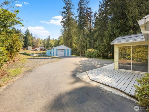 4224 Tracyton Beach Road, Bremerton WA 98310