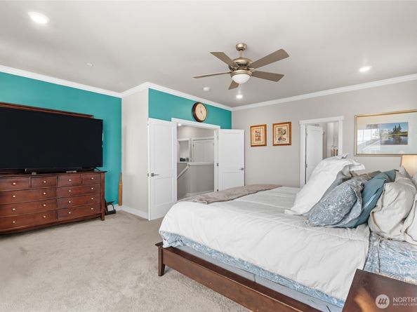 1436 Baker Heights Loop, Bremerton WA 98312