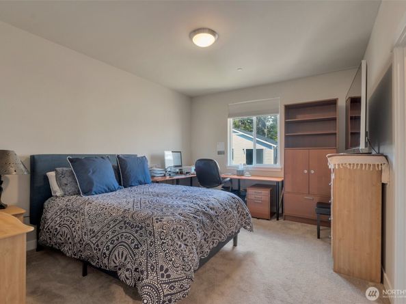 1436 Baker Heights Loop, Bremerton WA 98312