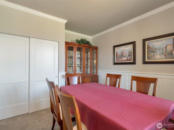 1436 Baker Heights Loop, Bremerton WA 98312