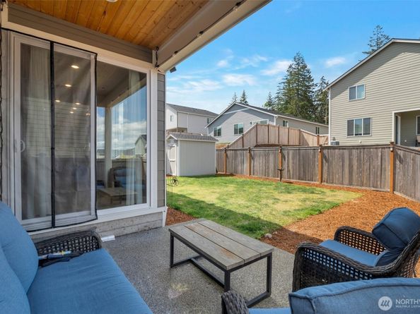 1436 Baker Heights Loop, Bremerton WA 98312