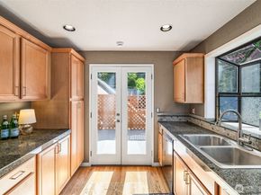 415 S 287th Street, Des Moines WA 98198