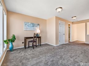 415 S 287th Street, Des Moines WA 98198