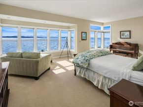 7161 Beach Drive SW, Seattle WA 98136