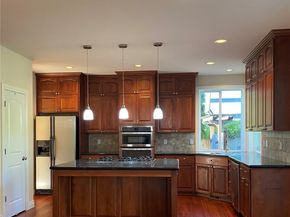 11215 NE 116th Place, Kirkland WA 98034