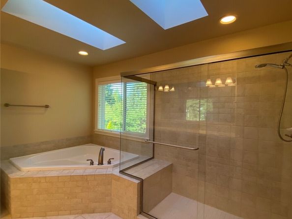11215 NE 116th Place, Kirkland WA 98034