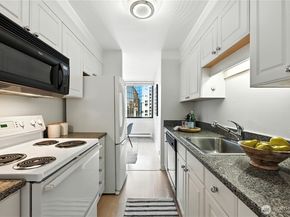 2100 3rd Avenue 1604, Seattle WA 98121