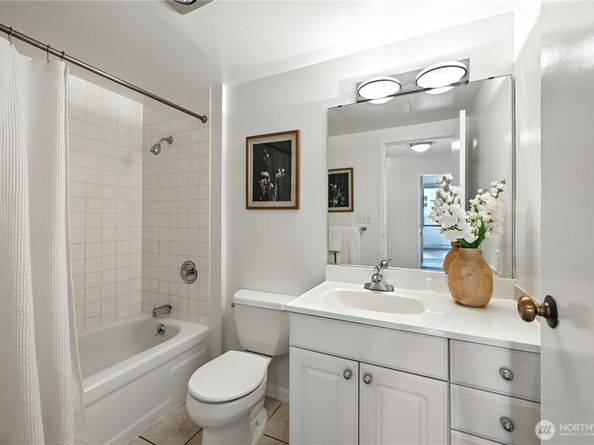2100 3rd Avenue 1604, Seattle WA 98121