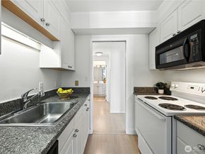 2100 3rd Avenue 1604, Seattle WA 98121