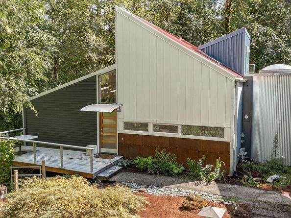 26031 SE 156 Street, Issaquah WA 98027