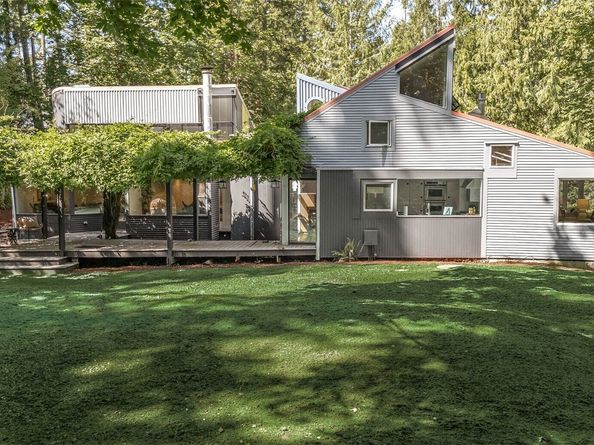 26031 SE 156 Street, Issaquah WA 98027
