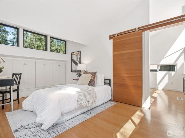 26031 SE 156 Street, Issaquah WA 98027