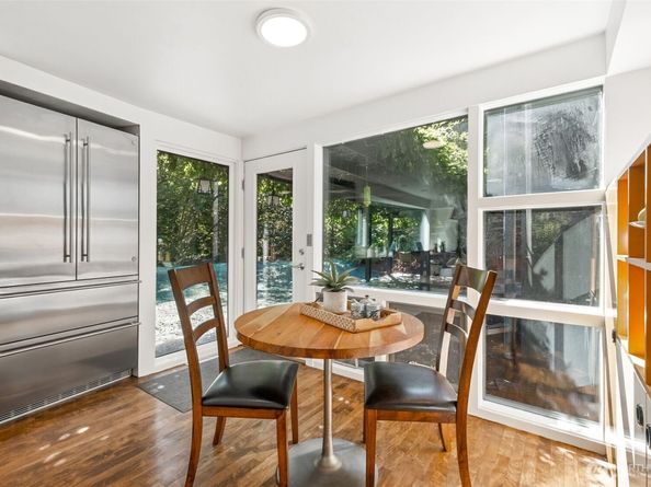 26031 SE 156 Street, Issaquah WA 98027
