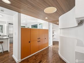 26031 SE 156 Street, Issaquah WA 98027