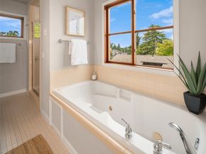 4709 52nd Avenue S, Seattle WA 98118
