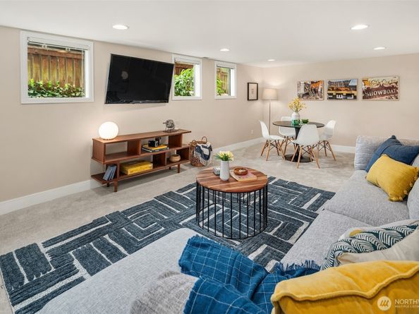 4709 52nd Avenue S, Seattle WA 98118