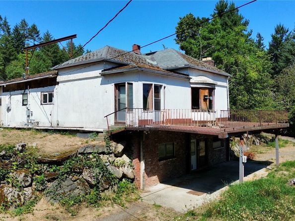 3287 Northlake Way NW, Bremerton WA 98312