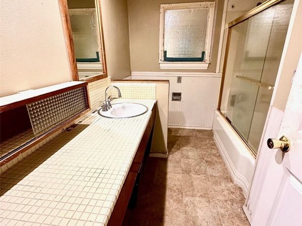 3287 Northlake Way NW, Bremerton WA 98312