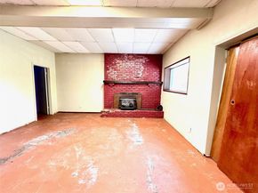 3287 Northlake Way NW, Bremerton WA 98312